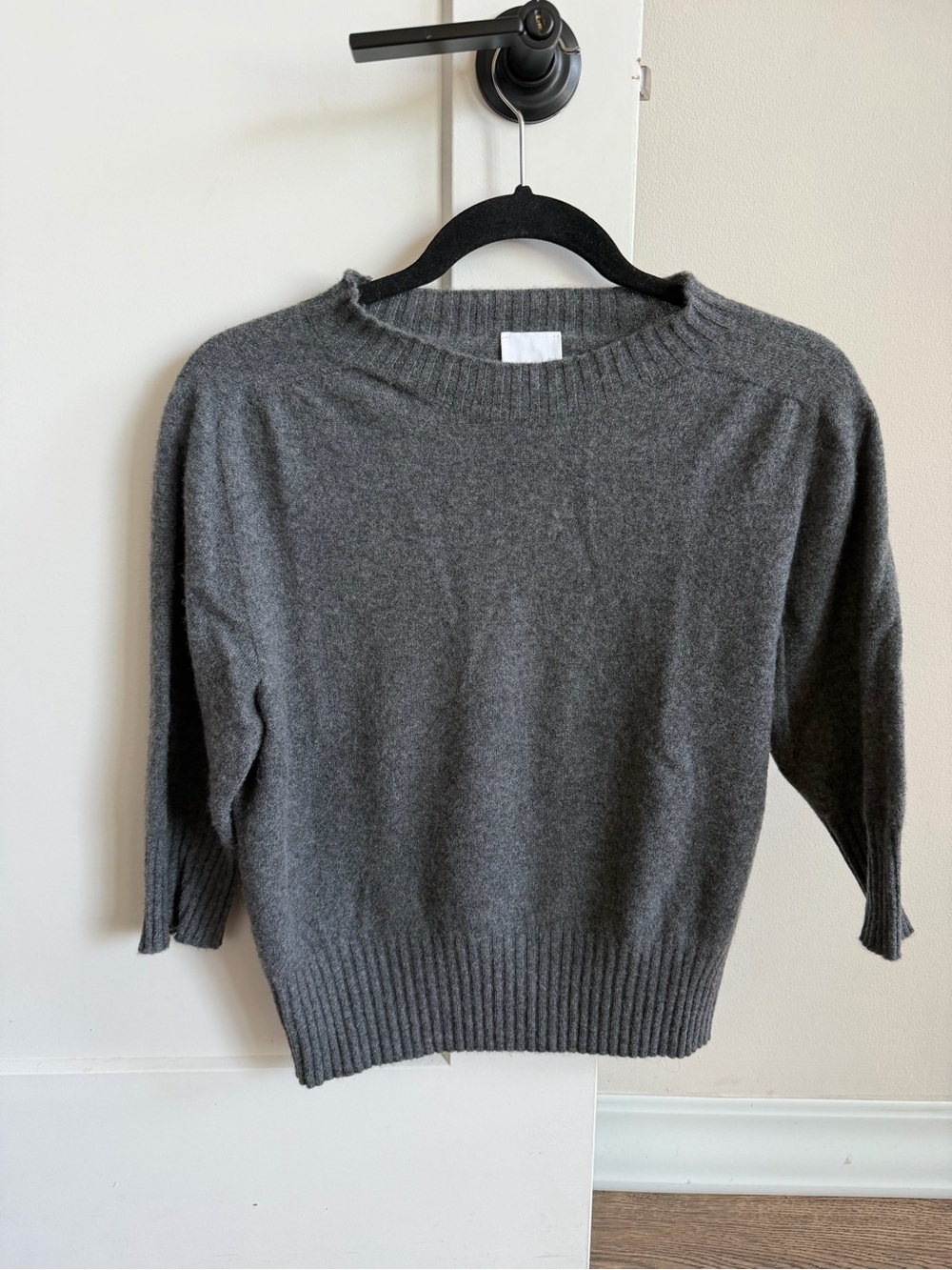 Mantu Grey Cashmere Sweater